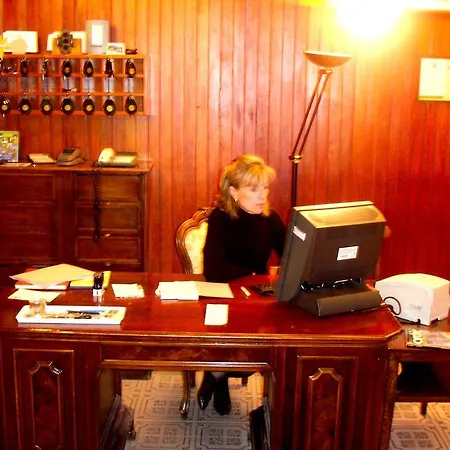 فندق La Sponda 3*