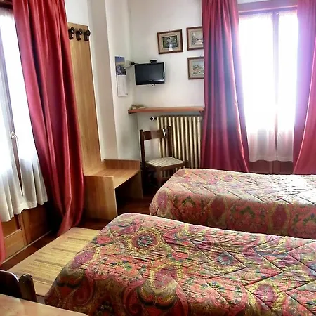 Hotel La Sponda Hotel