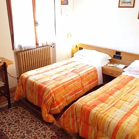 Hotel La Sponda Hotel